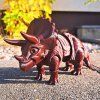 3D triceratops velký v prostředí 2